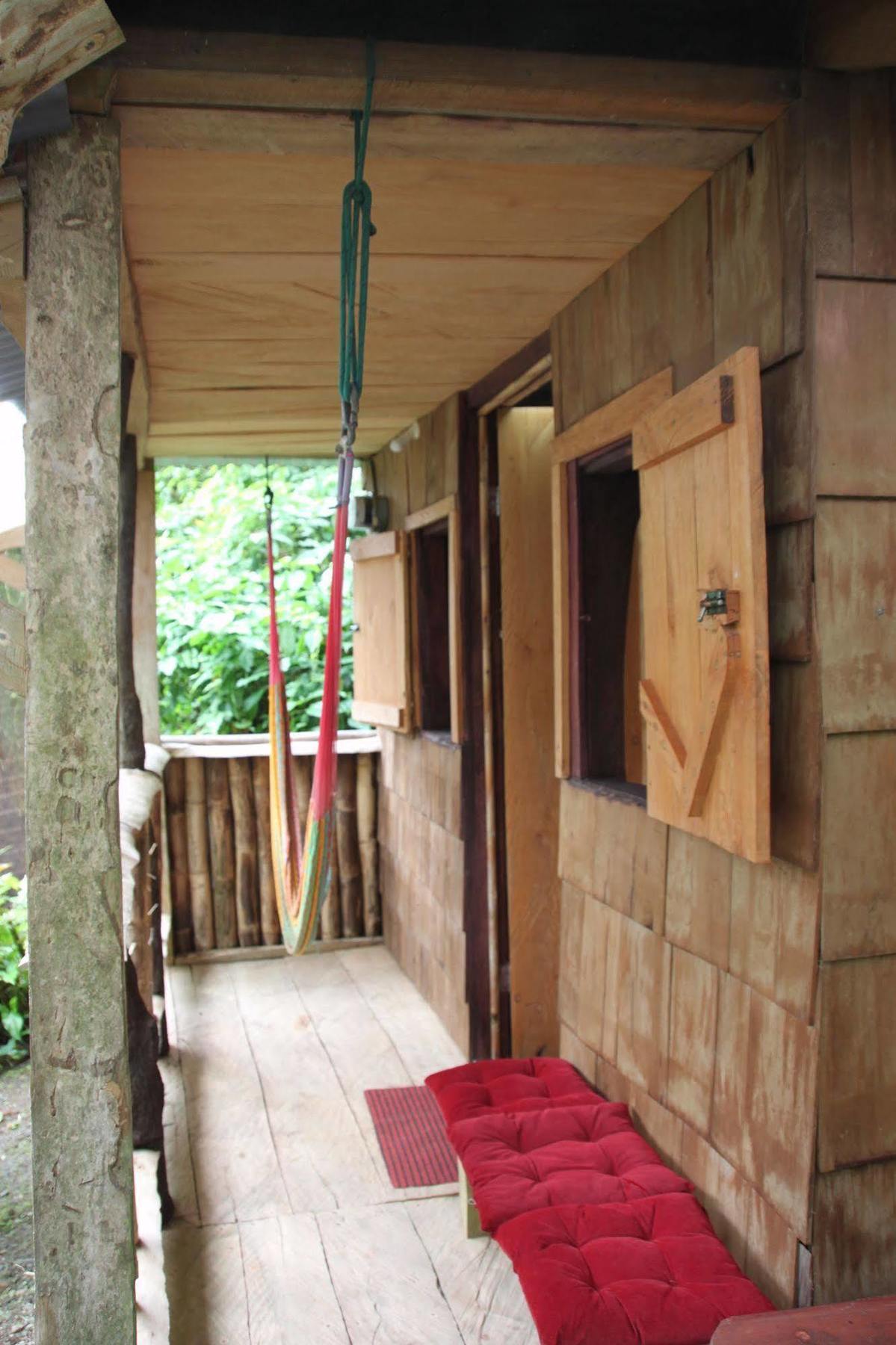 Natty Tropical Valley Roseau Bagian luar foto